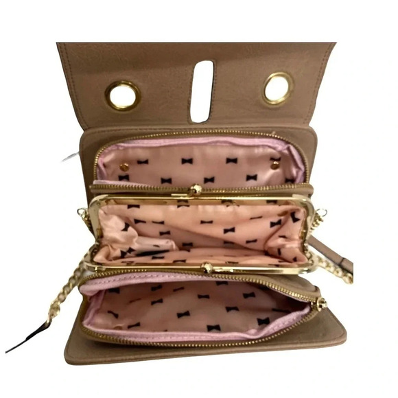 Purse Crossbody Bag Vegan Leather Multi Pockets Chain in Tan Nude - Picture 7 of 10